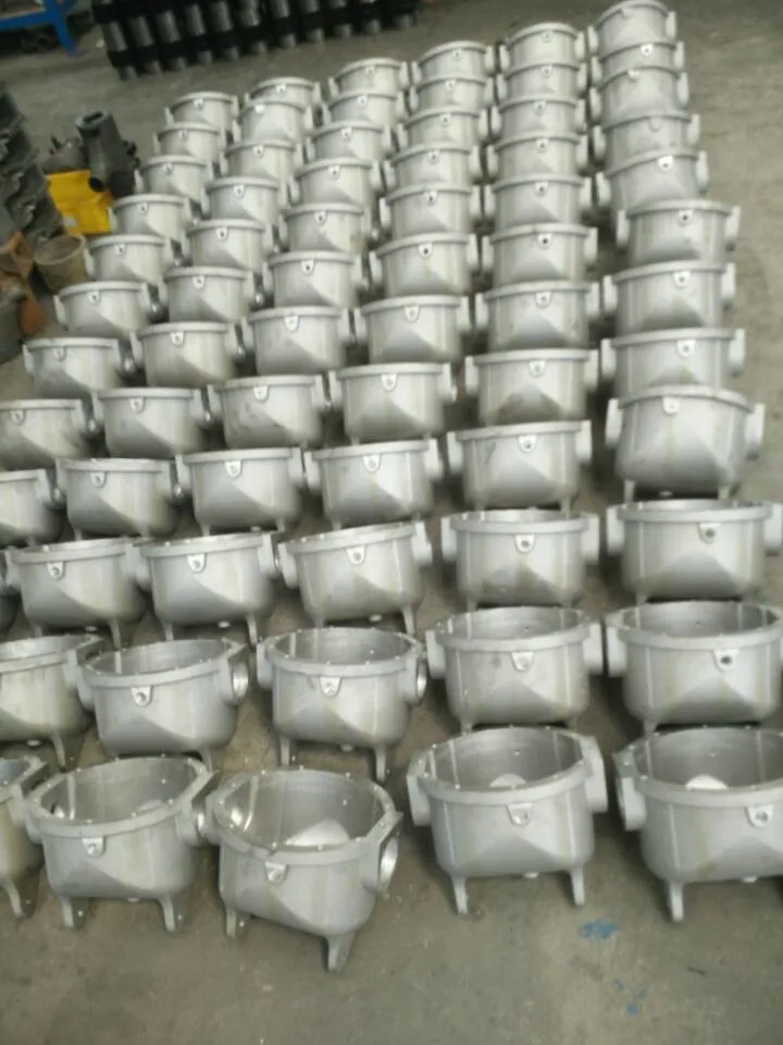 Custom Cast Aluminum Alloys Green Sand Cast Auto Body Parts