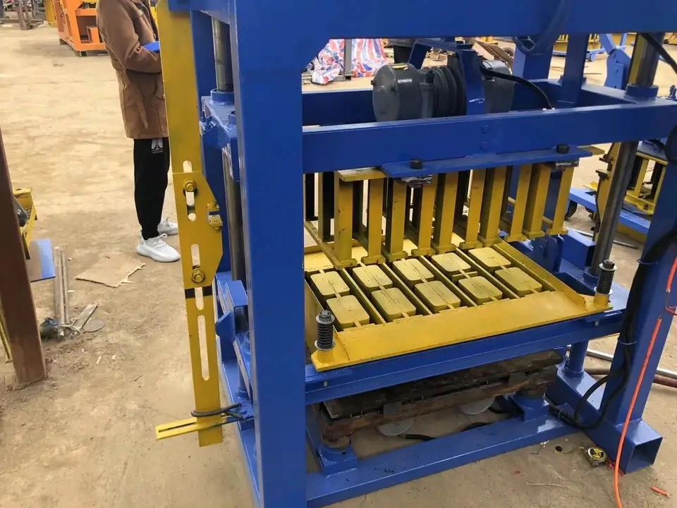 Easy to Operate Sand and Plastic Automatic Making Machine Manual Hollow Block Concrete Bricks Mould