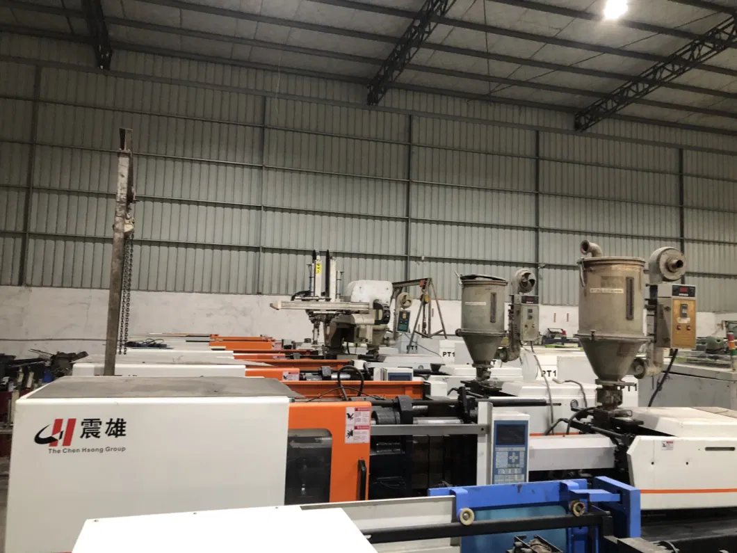 Machinery 488 Ton Aluminumvertical Injection Molding Die Casting Machine Plastic Recycling Machine
