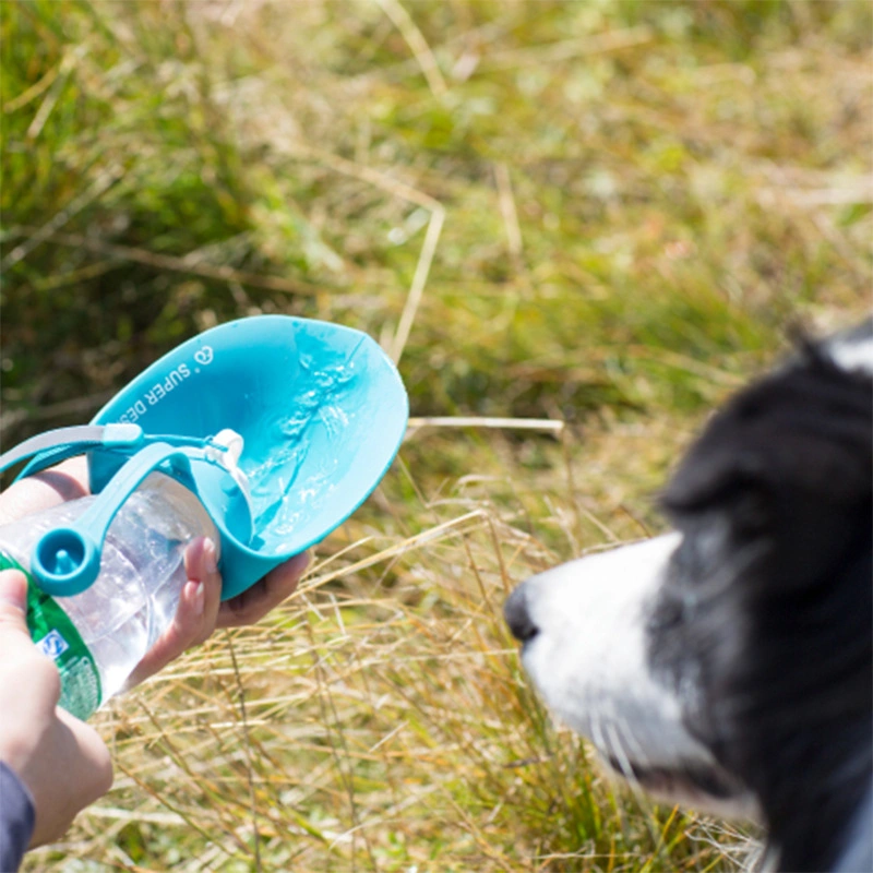 Portable Pet Travel Water Bottle Leaf Shape Dog Drinking Dispenser Fountain