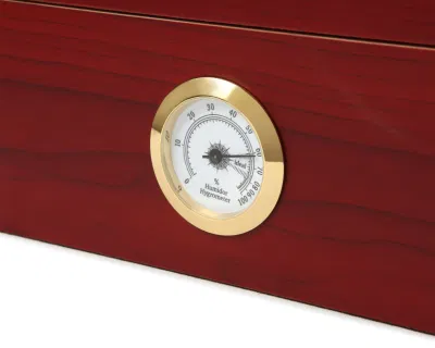 25-50 Cigarros Hygrometer &amp; Divider Cedar Portavo de madera Caja de cigarros Humidor de puros