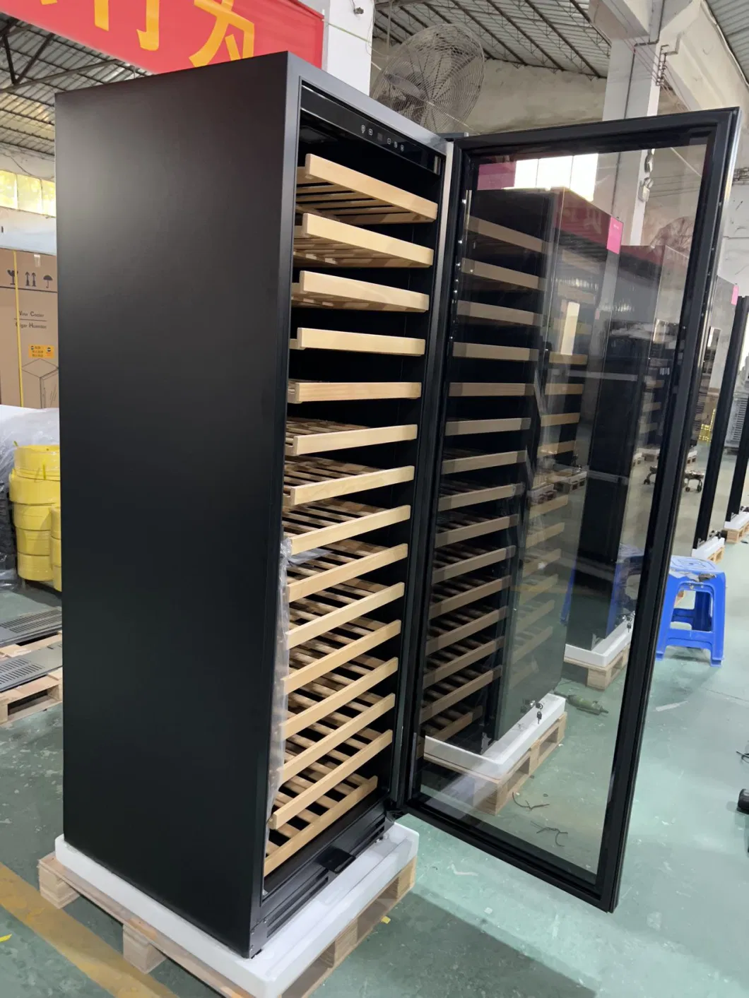 420L, Load 176 Bottles Single Zone Wine Cooler (420US)