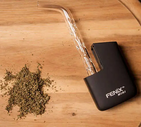 Fenix Best Seller Rechargeable E-Cigarette 100% Air Heating Convection Vape Vaporizer Kit Herbal Smoking Empty Cartridge Fenix Mini Vaporizer Device