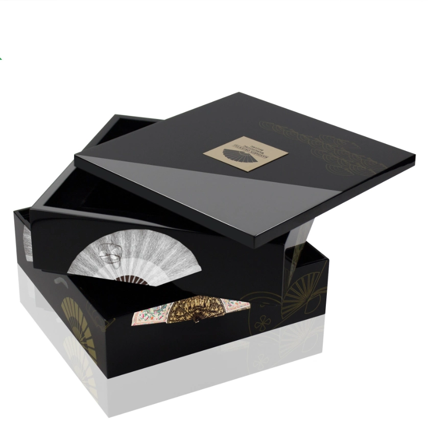 Glassy Black Piano Paint Finish Wooden Cigar Collection Humidor