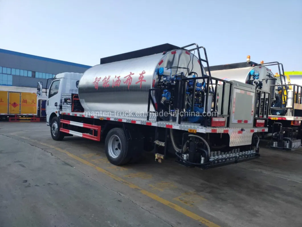 Dongfeng 6000L Asphalt Spray Truck, 6 Ton Asphalt Distributor Truck in Stock Price