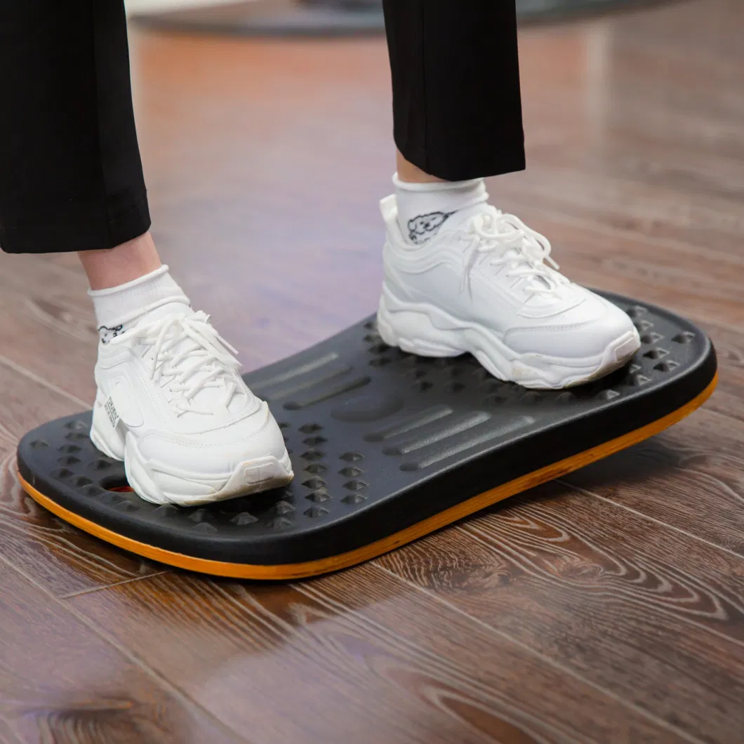 Wooden Wobble Ergonomical Balance Board with 3D-Textured Surface