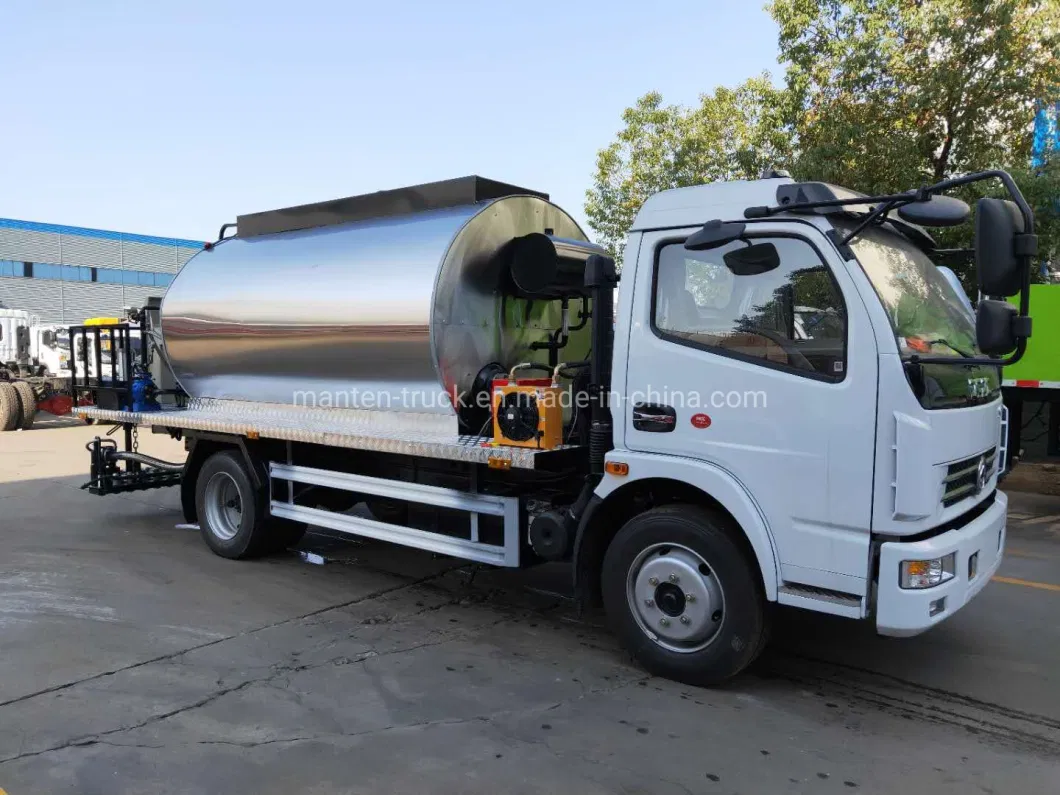 Dongfeng 4m3 Small Asphalt Distributor Truck, 4 Ton Asphalt Emulsion Spray Truck for Sale