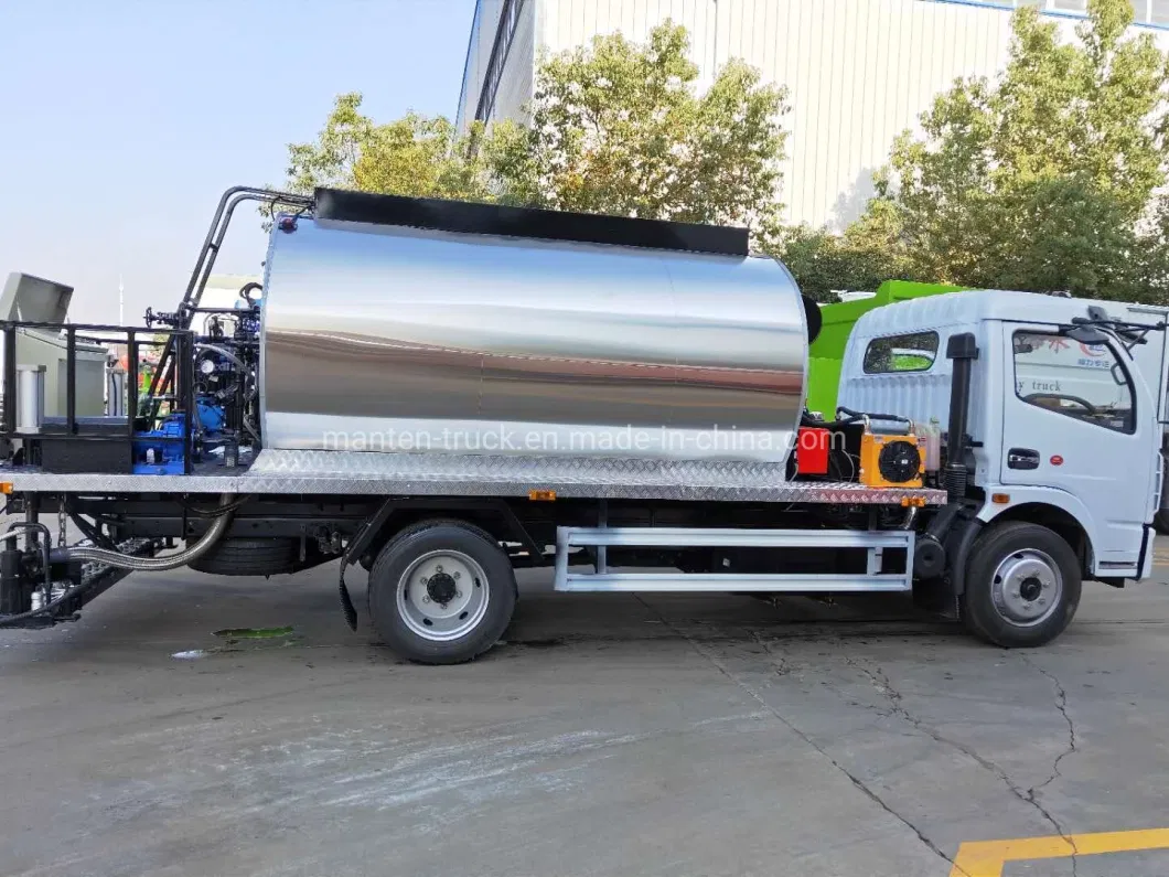 Dongfeng 4m3 Small Asphalt Distributor Truck, 4 Ton Asphalt Emulsion Spray Truck for Sale