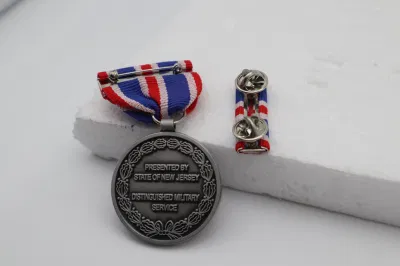 precio de fábrica de metal chapado en personalizado grabado en blanco con cinta de la medalla de la fábrica China de metal mayorista la medalla de recuerdo para los deportes y eventos Medallón (112)
