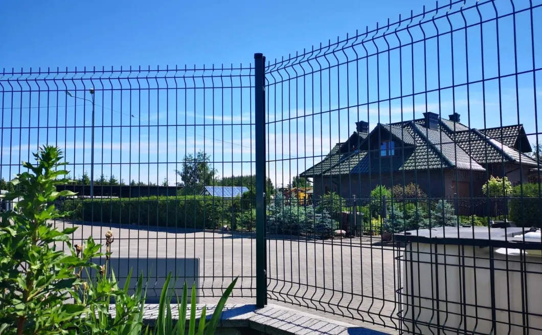 Powder Coated Welded Metal Fence Wire Fence Triangle Fence 3D Panel Fence
