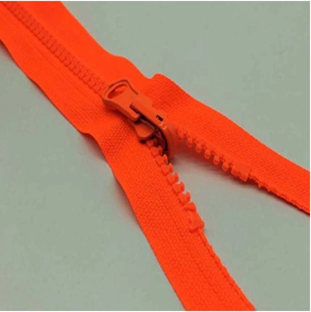 Bright-Coloured 2 Way Plastic Zipper for Tent and Luggage