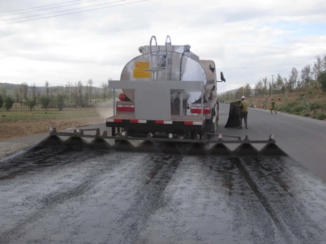 Automatic Smart Type 6cbm Asphalt Paver Distributor Bitumen