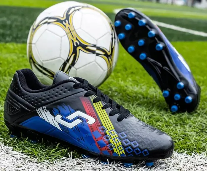 Athletic Footwear Outdoor Soccer Football Boots and Indoor Futsal Shoes