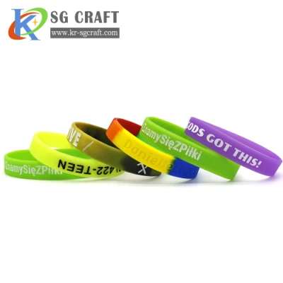 Cinturino da polso RFID regolabile in silicone con logo stampato personalizzato in gomma arcobaleno
