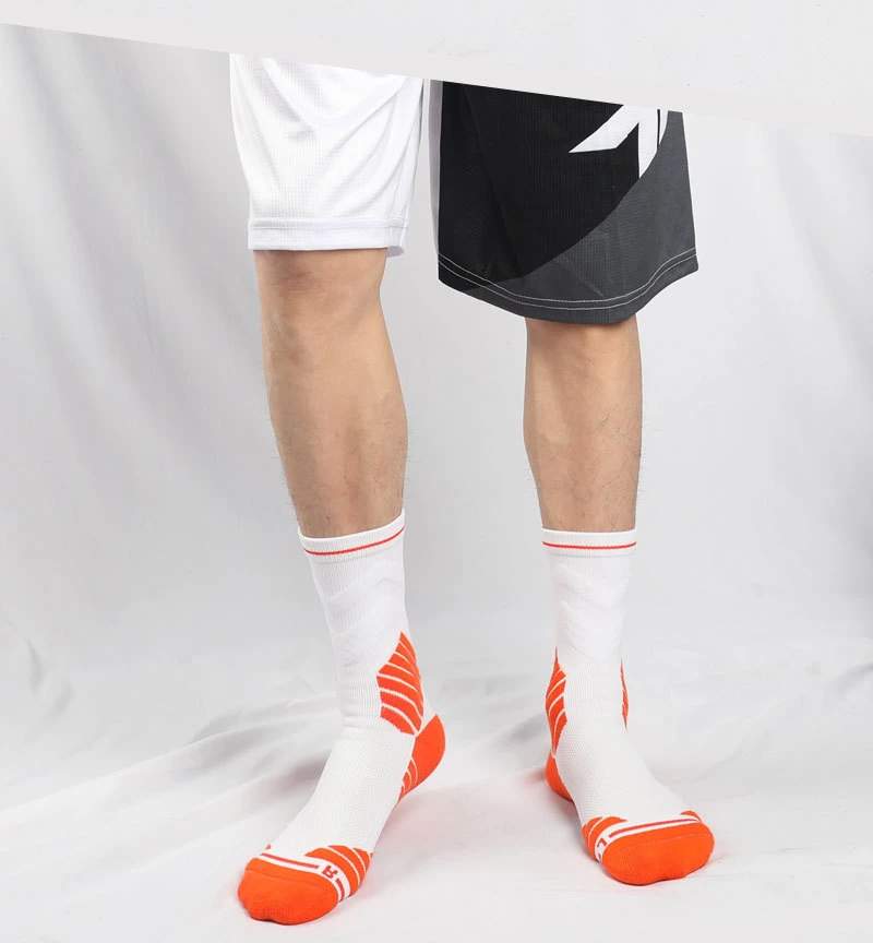 Professional Basketball Men&prime; S Sweat-Absorbing Anti-Slip Shock Absorption Socks