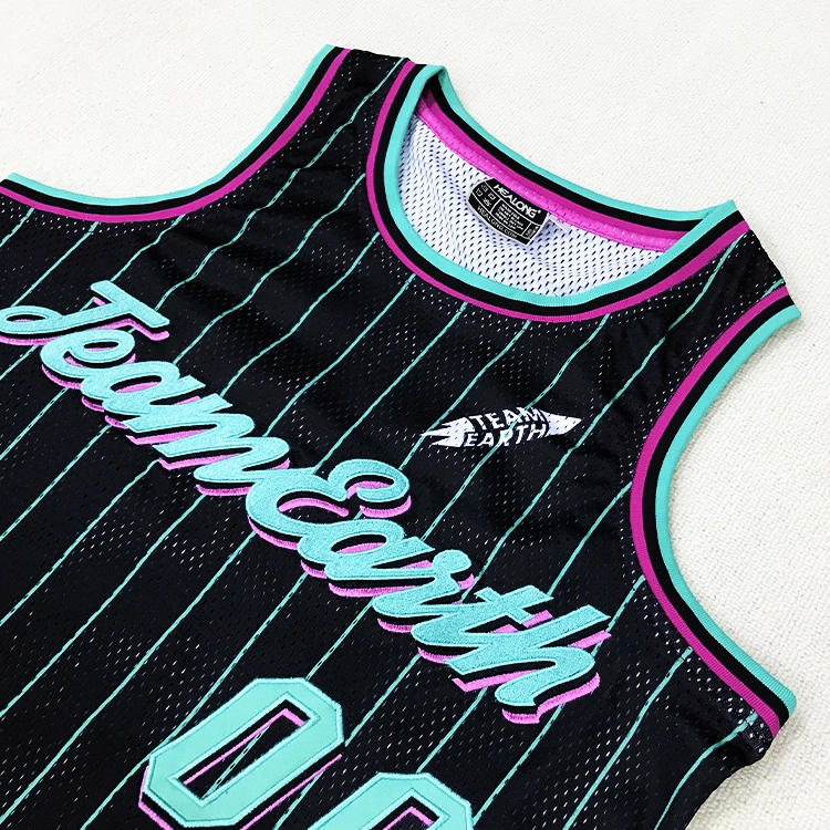 Youth Basketball Uniform Men&prime;s Custom Breathable Mesh Retro Basketball Jersey