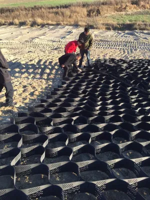 China Factory Smooth Textured Perforated Plastic HDPE Geocell Price for Soil Reinforcement Anti-Corrosion for Road/ Hill/ Slope 150mm 100mm 75mm 50mm