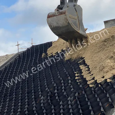 150mm HDPE Geocell Cellular Confinement System Geocell for Erosion Control and Road Construction