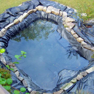 0.3mm, 0.5mm 0.75mm 1mm HDPE Virginal Raw Material Low Price Pond Liner Dam Liner Black Color Geo HDPE Geomembrane Sheet
