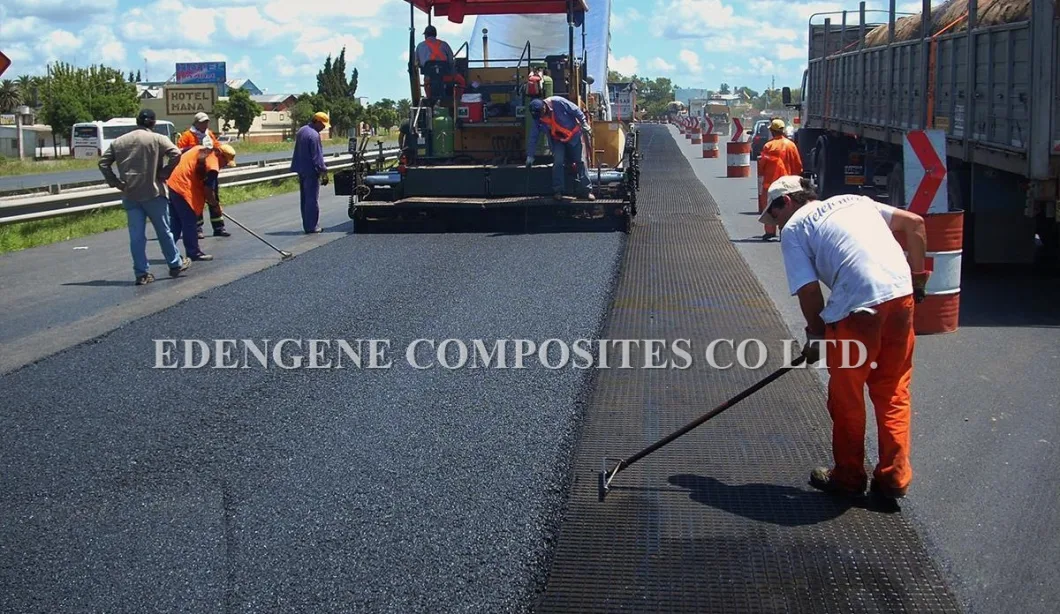 Pet/Polyester Geogrid Composite for Protect The Asphalt Overlay From Reflective Cracking