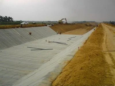 Waterproof Bentonite Gcl Geotextile 4000GSM 4500GSM 4800GSM 5000GSM Geosynthetics Clay Liner