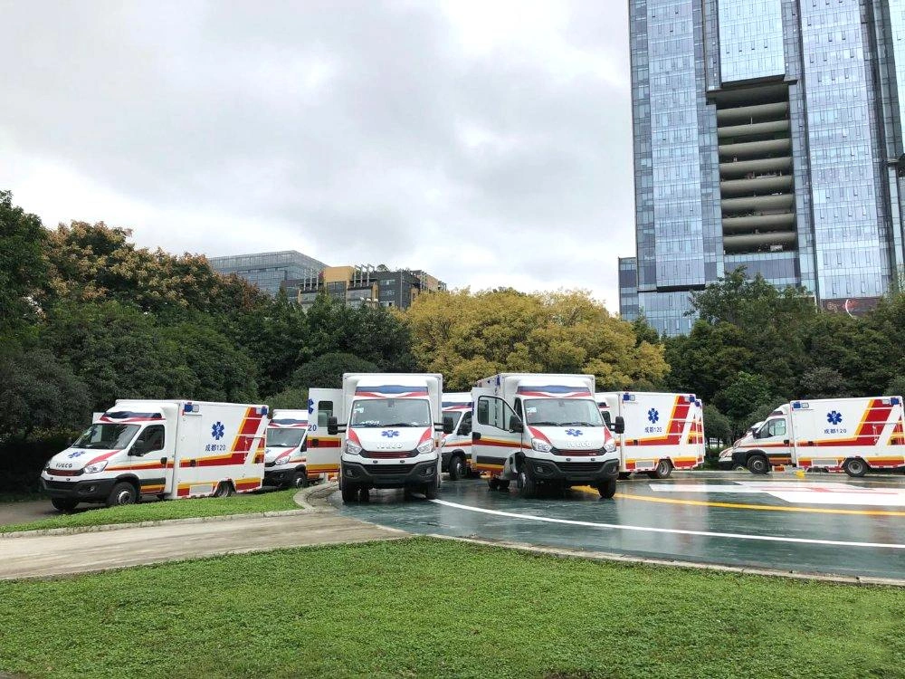 Iisuzu Iiveco 4X2 Ambulance Van Medical Vehicle Car Medical Ambulance
