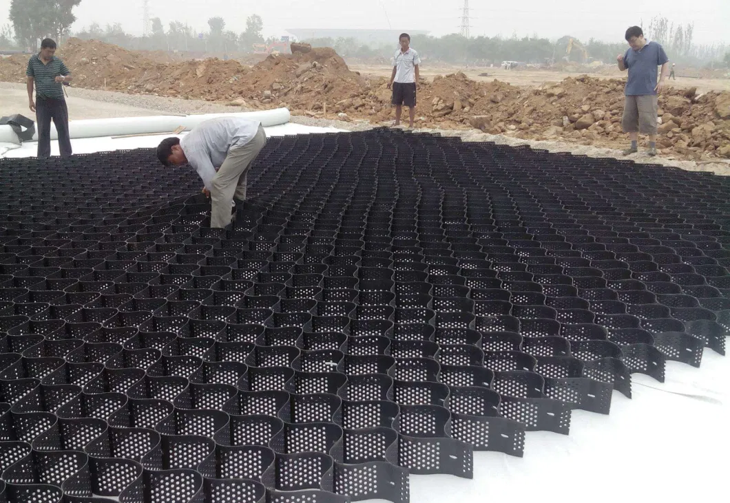 150mm High 445mm Welding Distance Textured Geocells for Retaining Wall