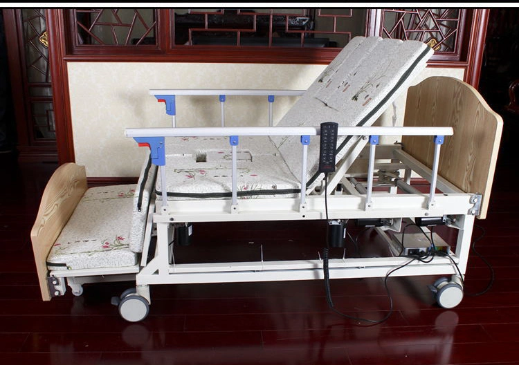 Manufacturer Directly Supply 3 Cranks Manual Patient Medical Bed for Hospital