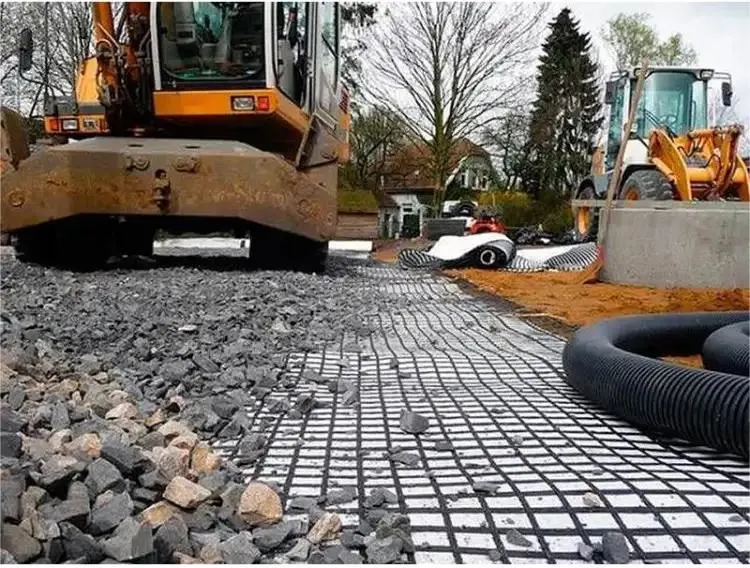 Building Material Polyester Fabric Geogrid Composite with Geotextile Basement Reinforcement
