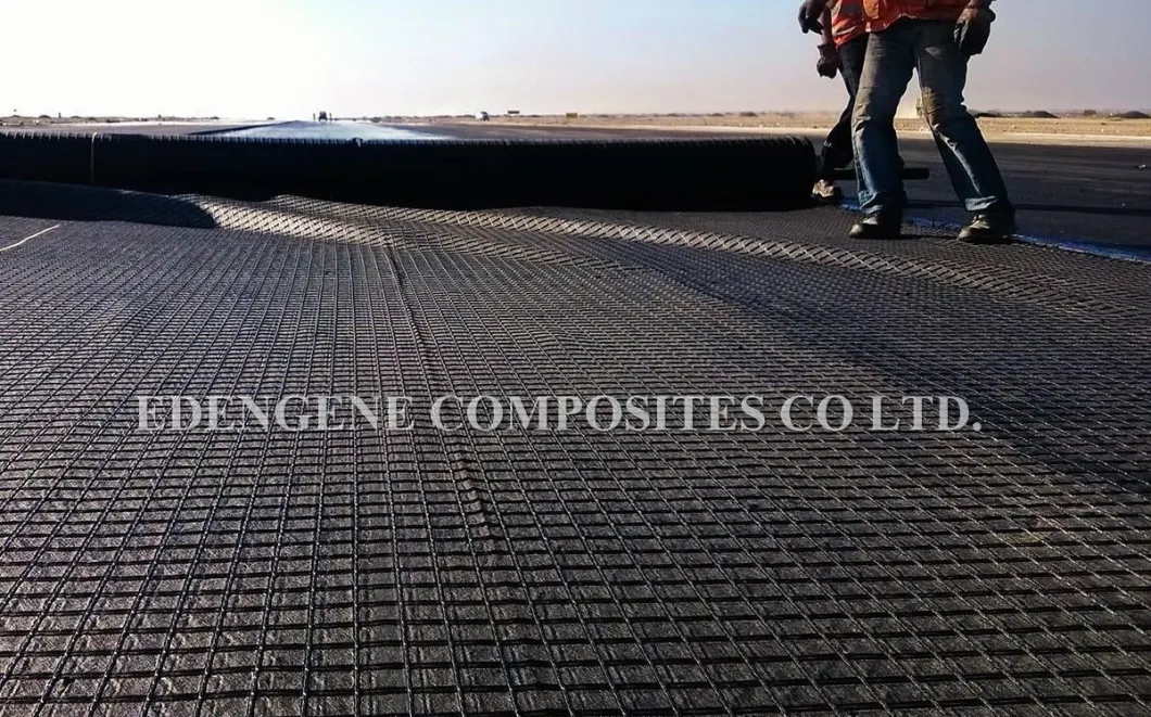 Pet/Polyester Geogrid Composite for Protect The Asphalt Overlay From Reflective Cracking