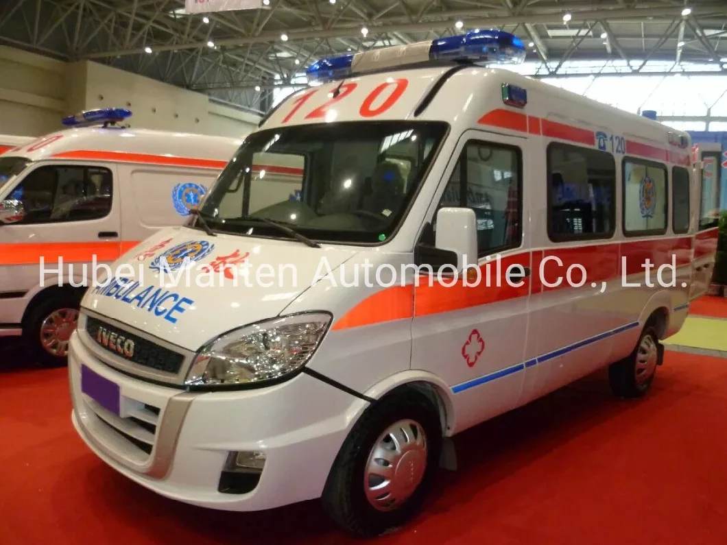 Manual Diesel Vehicle Mobile Clinic Rescue Ambulance Medical Truck with Factory Price