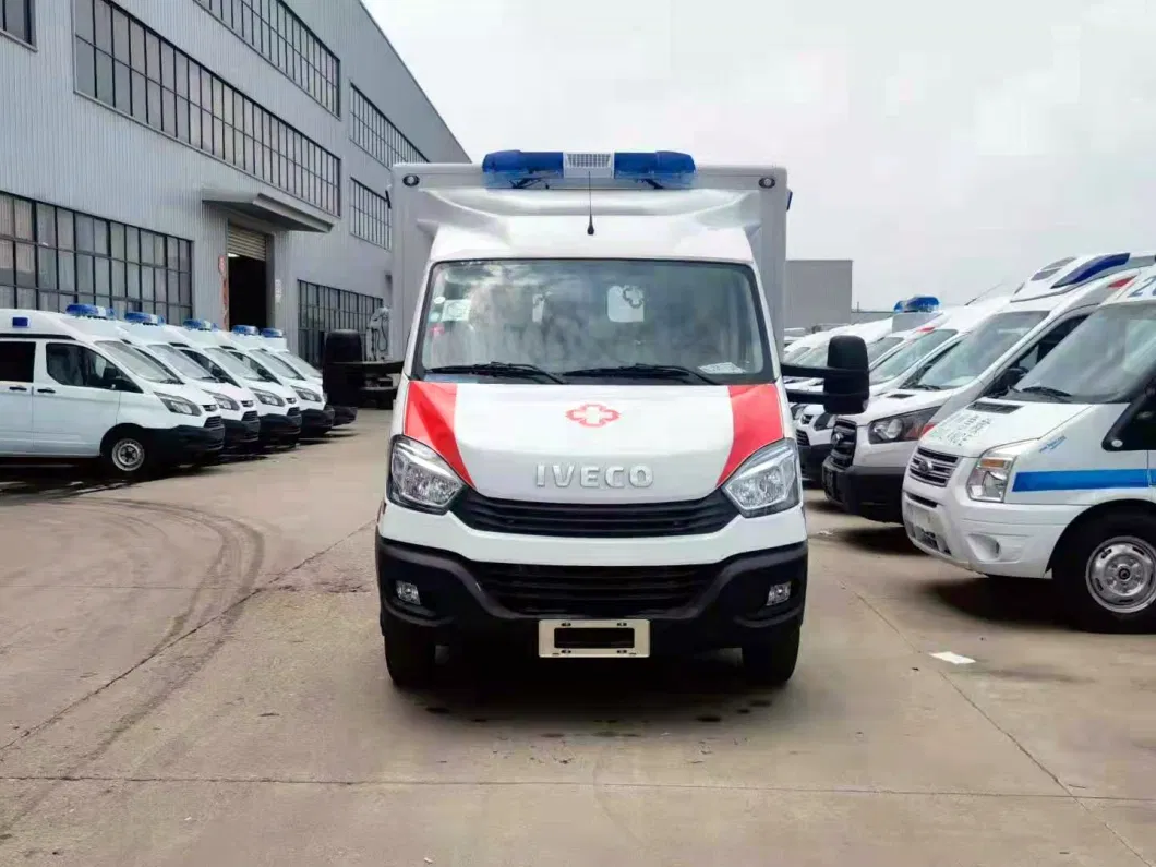 Iisuzu Iiveco 4X2 Ambulance Van Medical Vehicle Car Medical Ambulance