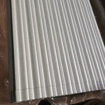 Las hojas de acero galvanizado corrugado pintado de color del panel del techo de lámina de impermeabilización de cubiertas de acero de China