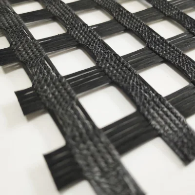China Professional Geosynthetics Fabricante Polyester Biaxial Geogrid Proveedor 100-30, 120-30, 150-30