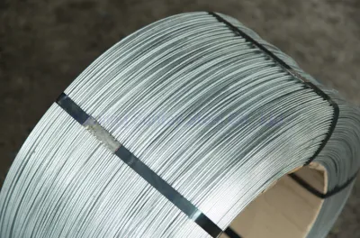 Gallinero de 3,5 mm Galvanizado Alambre jaula libre de corte de acero galvanizado JIS Non-Alloy DIN de 1% AISI ASTM BS GB
