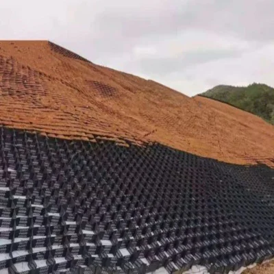 1,1-1,8mm Texturizada/perforada HDPE Hoja de plástico Geocell para el refuerzo de las laderas del canal Protección