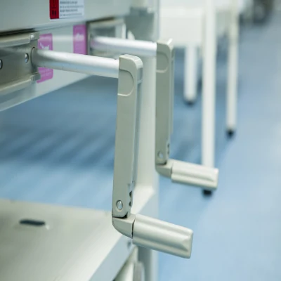 Manual de Medicina del Hospital infantil de niños de la Enfermería Pediátrica de la cama con barandillas