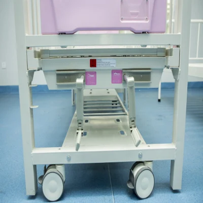 Manual de Medicina del Hospital infantil de niños de la Enfermería Pediátrica de la cama con barandillas