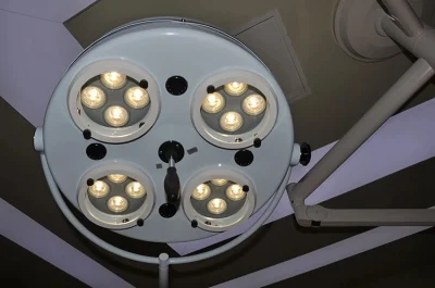 Shadowless portátil de alta calidad de luz LED lámpara de la operación quirúrgica