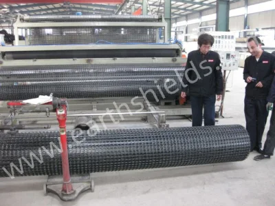 Precio del Proveedor de China de plástico de geomalla Biaxial PP por deslizamientos de tierra y el hundimiento de tierra