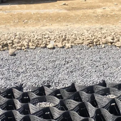 Plástico perforado de alta calidad Texturizado GeoWeb Geocell para Pared de retención de protección de pendiente pronunciada 1,1mm-1,8mm