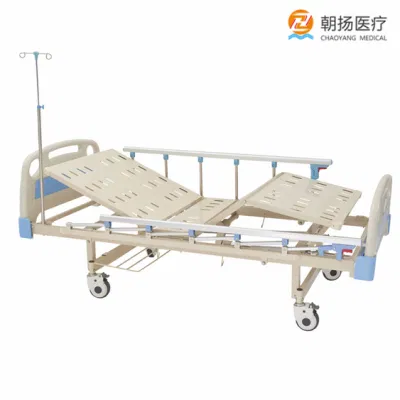 Dos camas de hospital para pacientes de clínica médica con manivela manual. Precio de la cama de hospital.