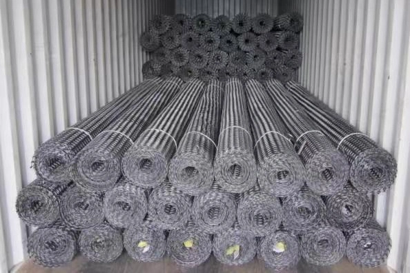 Chuangwan Polyester Geogrids Used for Mining 50-50kn Steel Plastic Welding Geogrid Price