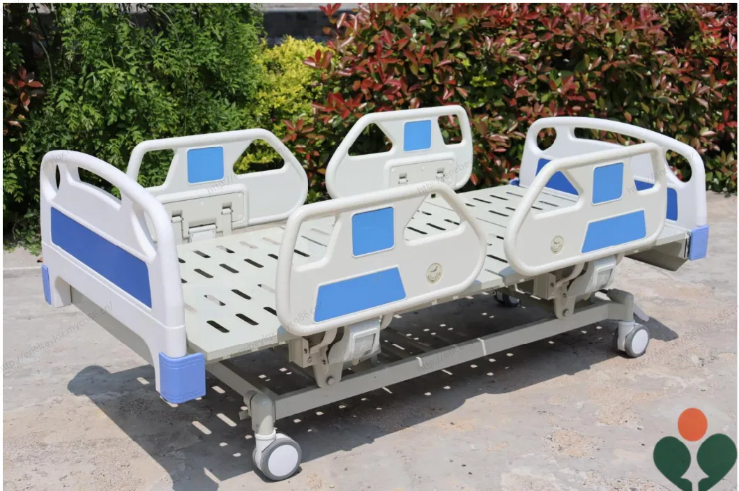 High-Capacity Hospitals&prime; Manual Three Functions Beds for Large Medical Facilities