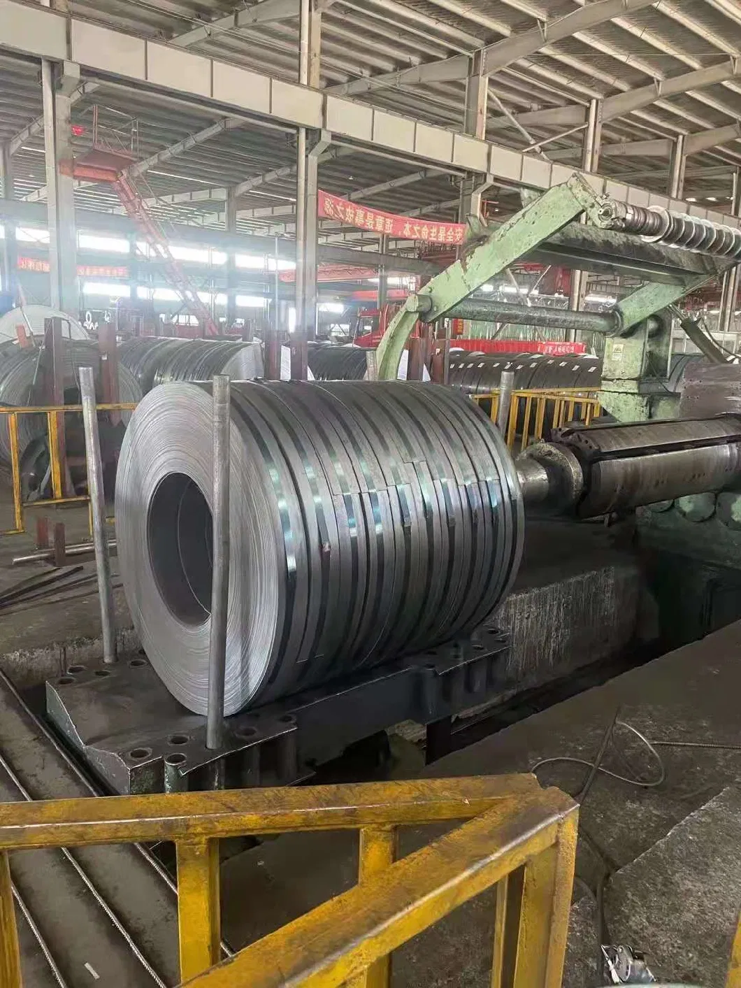 China Manufacturer Gi Sheet in Coiling Z40-Z300g Pre-Painted and Hot DIP Galvanized Steel Coil Dx51d SPCC Grade Good Price