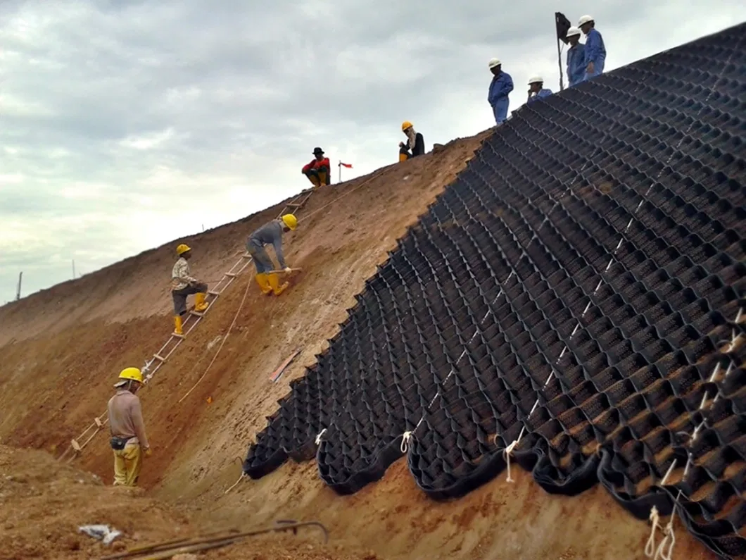 Customized Black Green HDPE Geocell Gravel Grid Stabilizer for Honeycomb Slope Protection and Engineering Construction