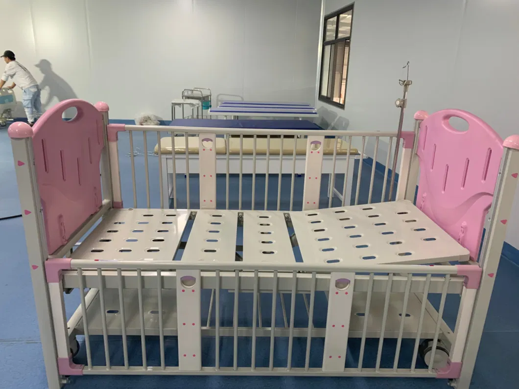 Medical Equipment Hospital Baby Cot New-Born Infant Bed Pw-F01