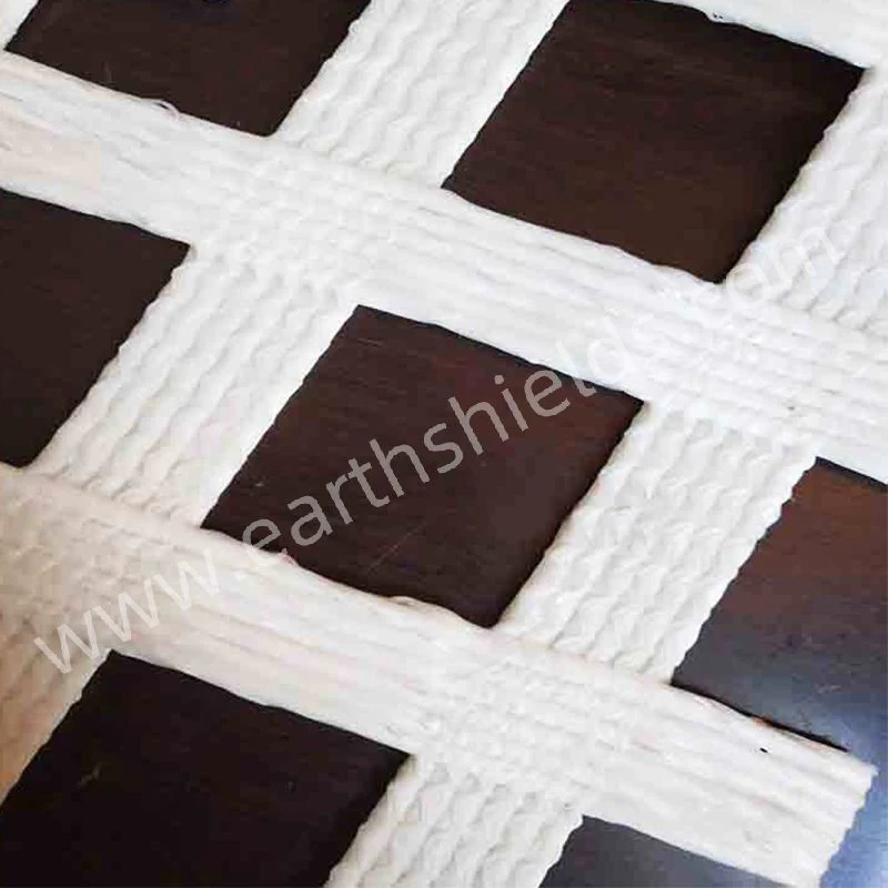 High Tensile Strength Polyester Mining Geogrid Customized Reinforcement