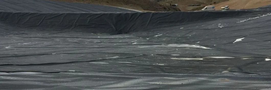 GM13 HDPE Liner/Geomembrane/Dam Liner Produced by 100% Virgin Raw Materials for Pool, Dam and Farming Landfill