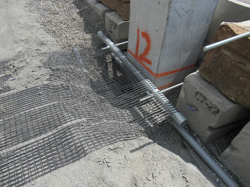 Asphalt Pavement Fiberglass Biaxial Geogrid for Dam Airport Runway Foundation